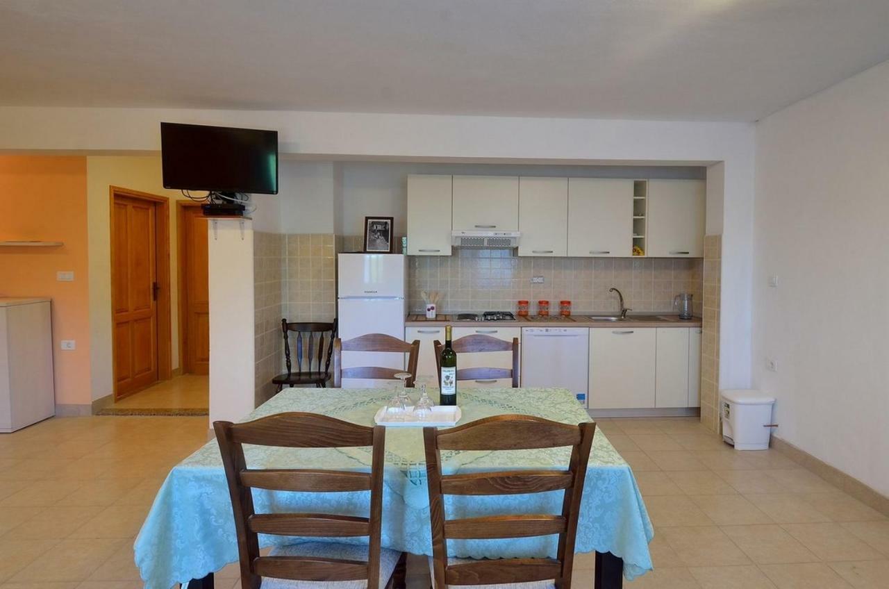 Apartment Nada With Private Pool Бузет Экстерьер фото